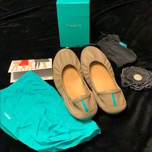 Tieks taupe leather flats like new!  Size 10.